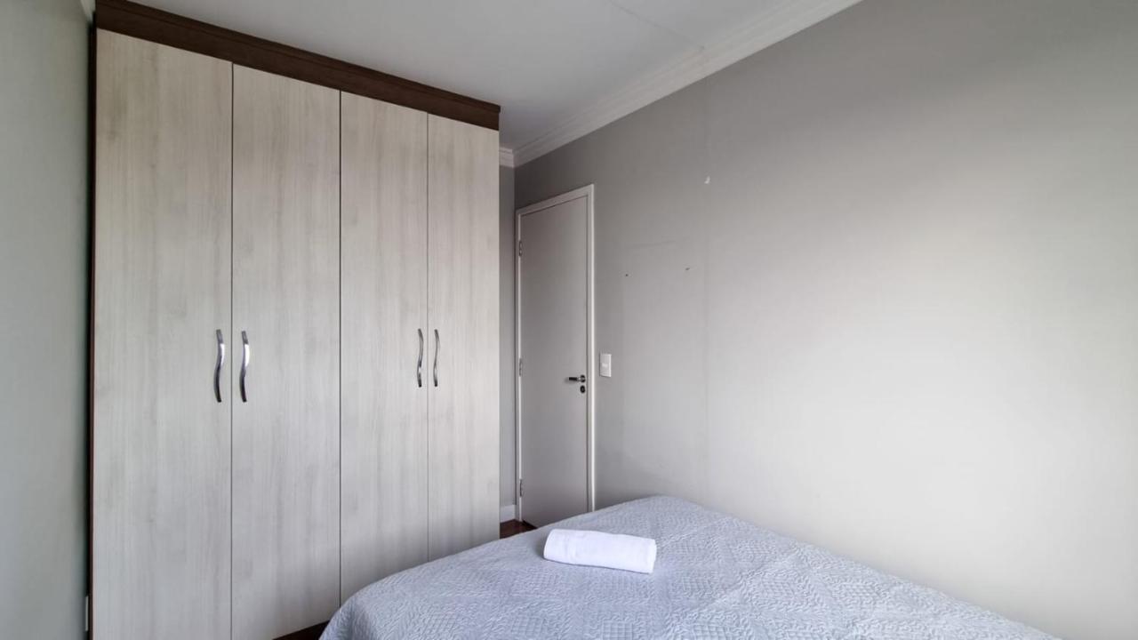 Quarto em Apartamento Próximo ao Aeroporto de Guarulhos GRU Quarto foto